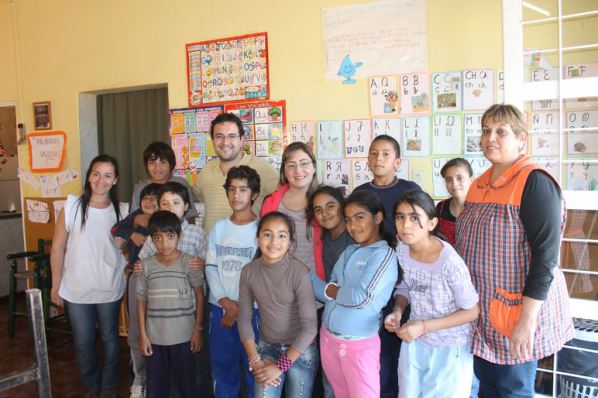 Entrega de Frezzer al Centro Comunitario Caritas Felices